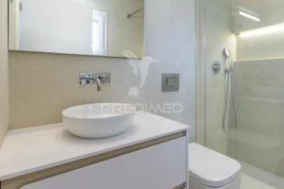 Apartamento T2 para Venda em Santa Iria de Azoia, São João da Talha e Bobadela