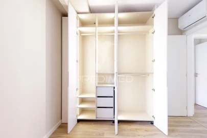 Apartamento T2 para Venda em Santa Iria de Azoia, São João da Talha e Bobadela