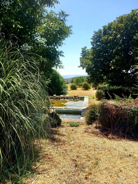 Quinta T2 para Venda em Terrugem e Vila Boim