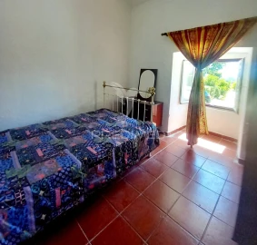 Quinta T2 para Venda em Terrugem e Vila Boim