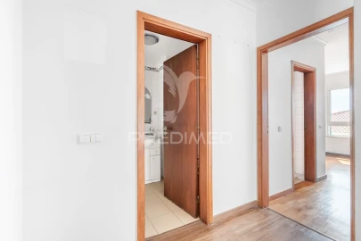 Apartamento T3 para Venda em Caniço