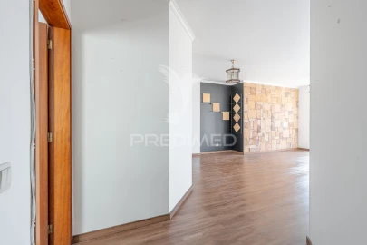 Apartamento T3 para Venda em Caniço