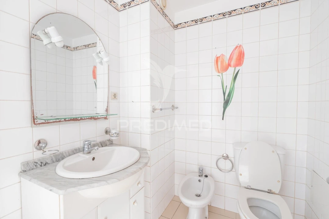 Apartamento T3 para Venda em Caniço Foto 24