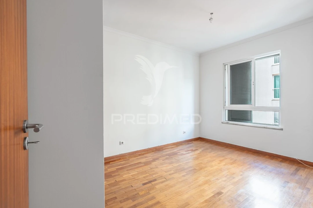 Apartamento T3 para Venda em Caniço Foto 16