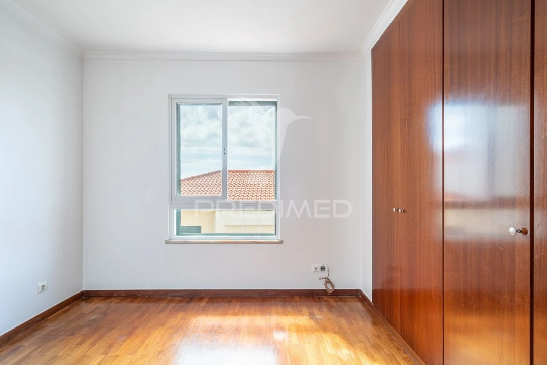 Apartamento T3 para Venda em Caniço Foto 18