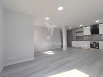 Apartamento T2 para Venda em Corroios