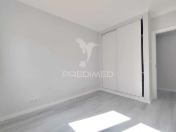 Apartamento T2 para Venda em Corroios