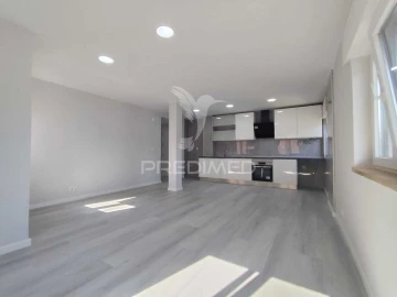 Apartamento T2 para Venda em Corroios