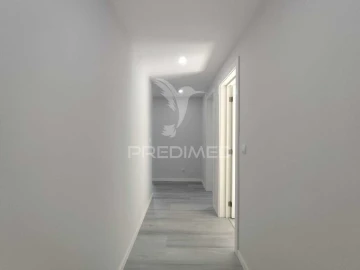 Apartamento T2 para Venda em Corroios