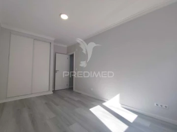 Apartamento T2 para Venda em Corroios