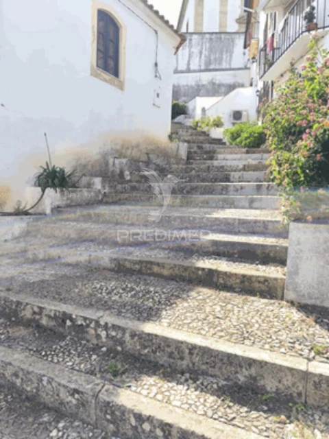 Moradia T4 para Venda em Miranda do Corvo