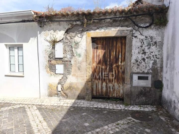 Moradia T4 para Venda em Miranda do Corvo