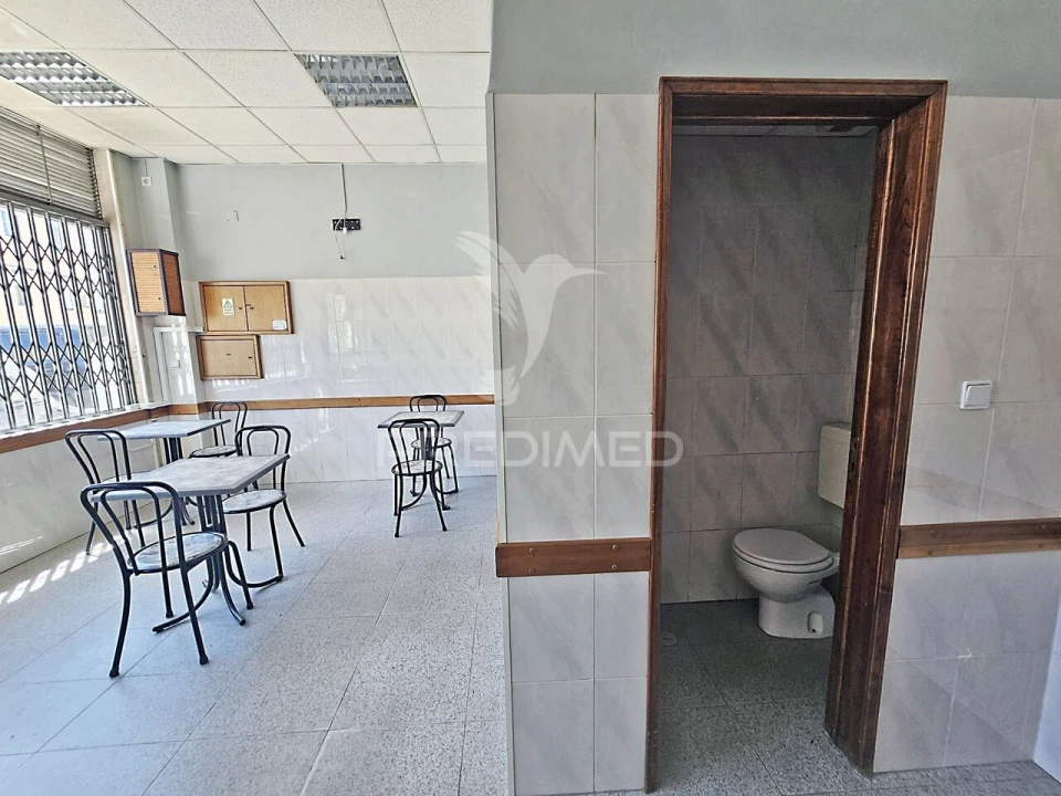 Loja para Venda em Benfica Foto 9