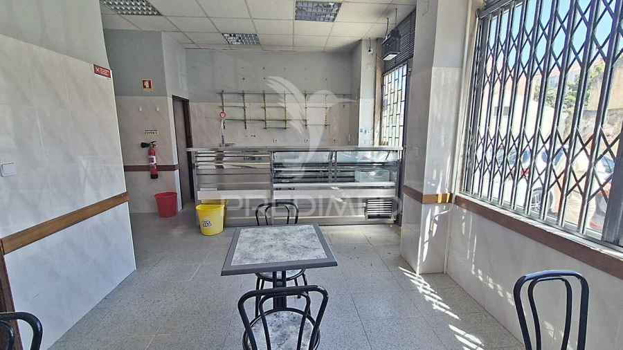 Loja para Venda em Benfica