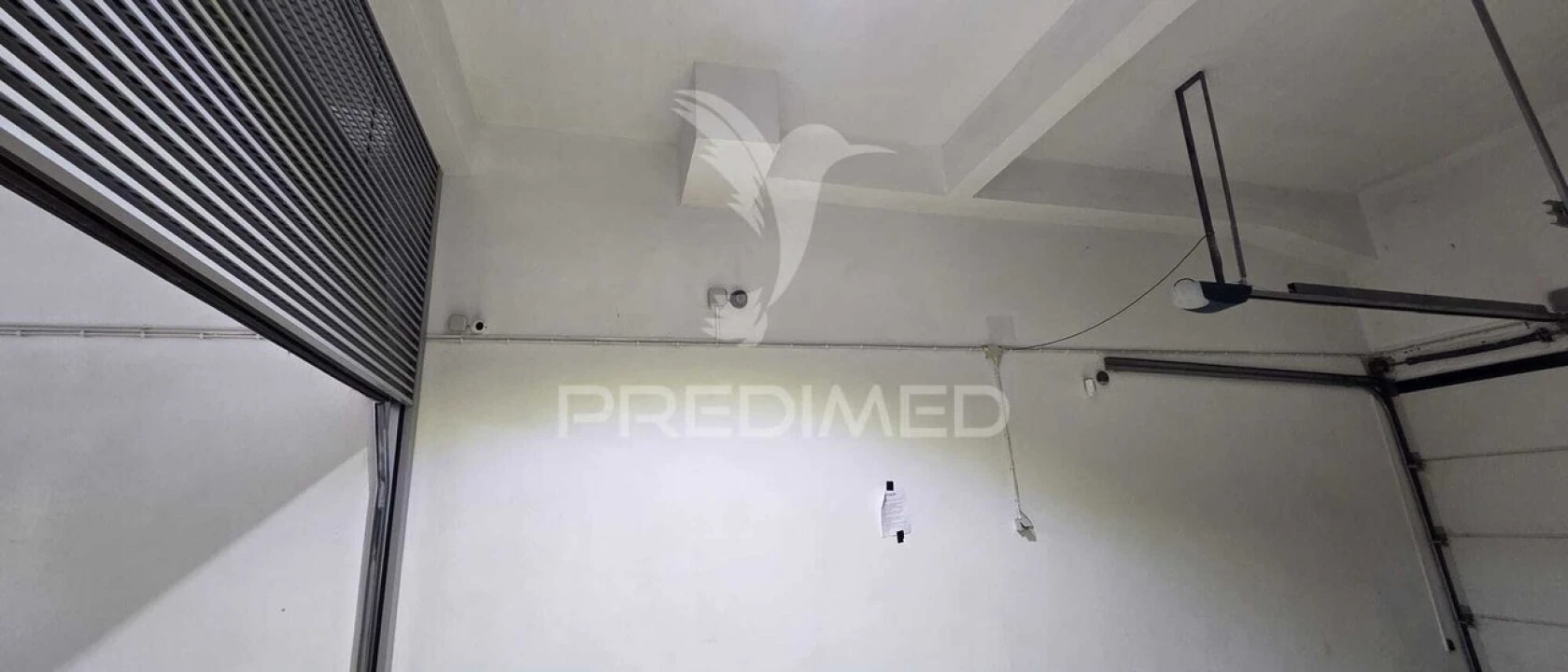 Garagem para Arrendamento em Massamá e Monte Abraão Foto 2