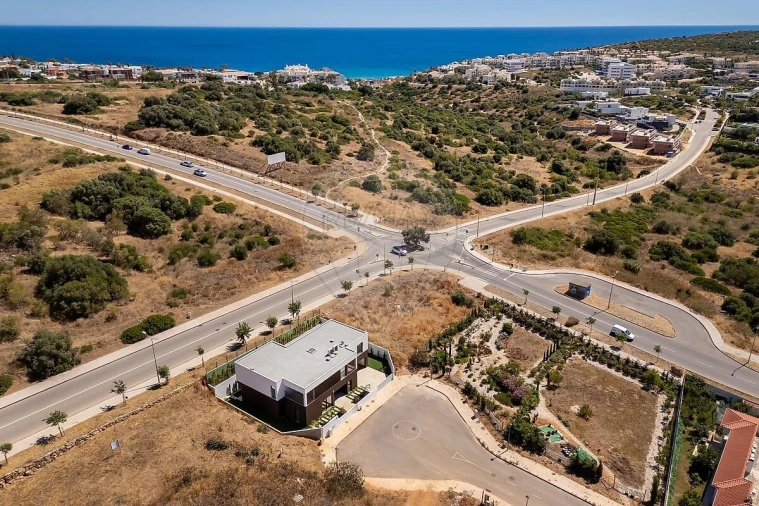 Moradia T4 para Venda em Lagos (São Sebastião e Santa Maria) Foto 47