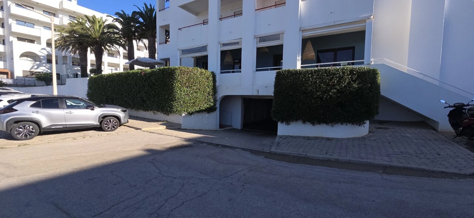 Garagem para Venda em Porches Foto 12