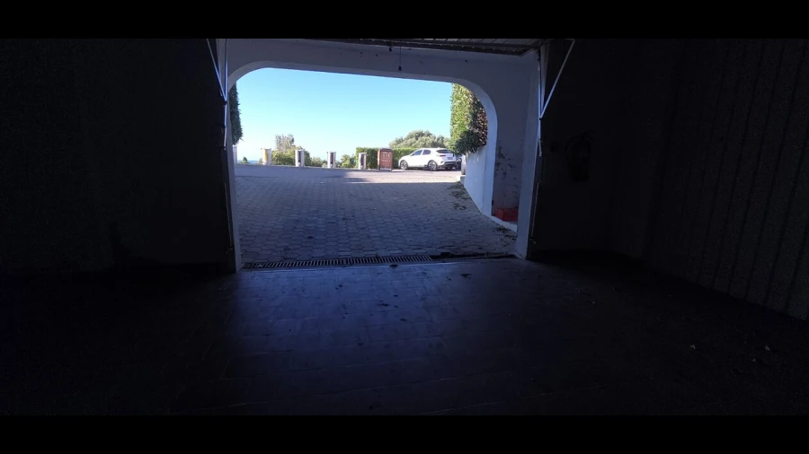 Garagem para Venda em Porches