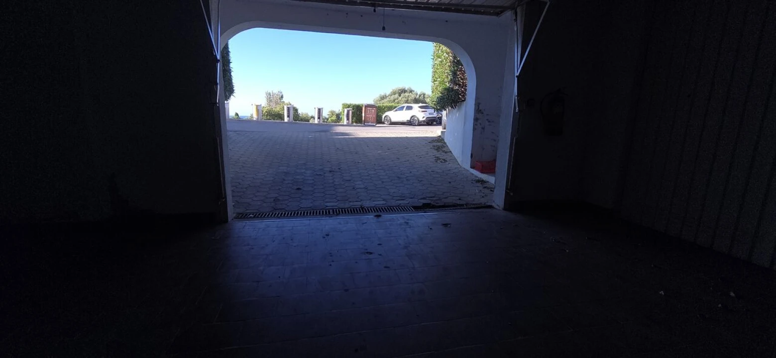 Garagem para Venda em Porches Foto 7