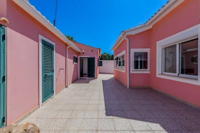 Moradia T3 para Venda em Alcantarilha e Pêra