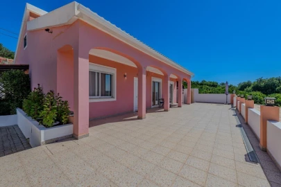 Moradia T3 para Venda em Alcantarilha e Pêra
