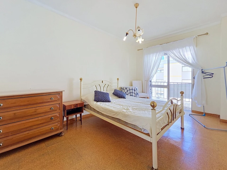 Apartamento T2 para Venda em Faro (Sé e São Pedro) Foto 17
