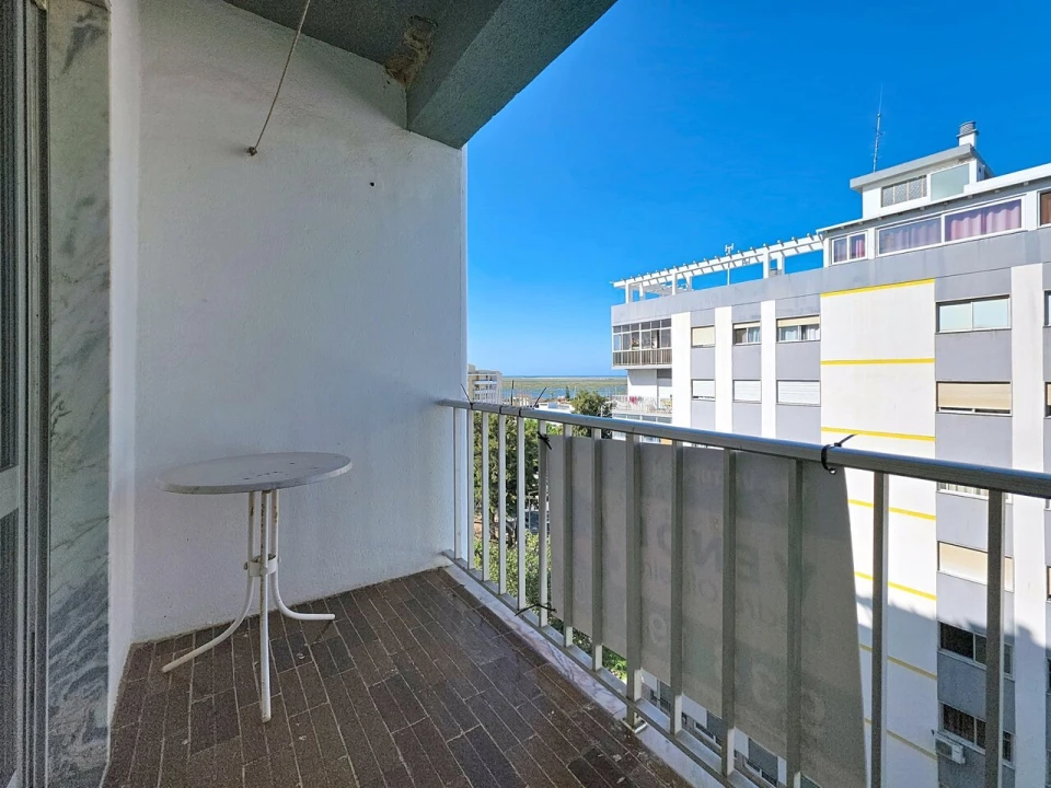 Apartamento T2 para Venda em Faro (Sé e São Pedro) Foto 19