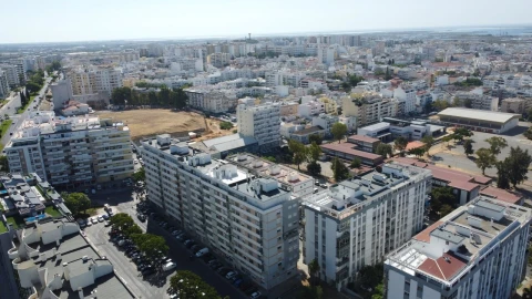 Apartamento T2 para Venda em Faro (Sé e São Pedro)
