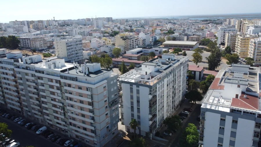 Apartamento T2 para Venda em Faro (Sé e São Pedro) Foto 8