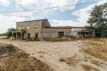 Quinta T0 para Venda em Fundão, Valverde, Donas, A. Joanes, A. Nova Cabo
