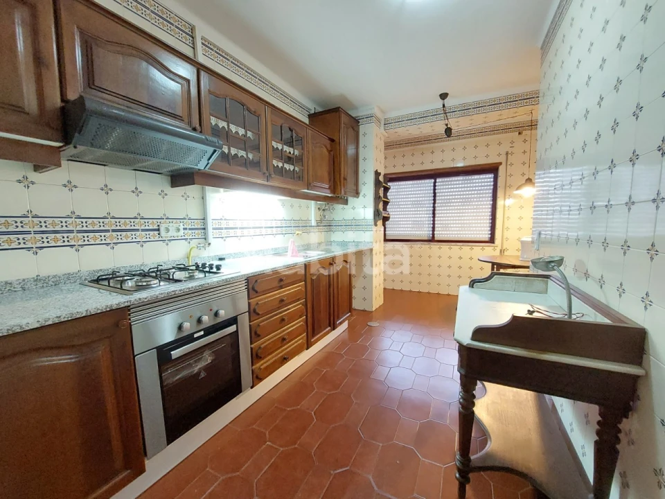 Apartamento T4 para Venda em Glória e Vera Cruz Foto 8