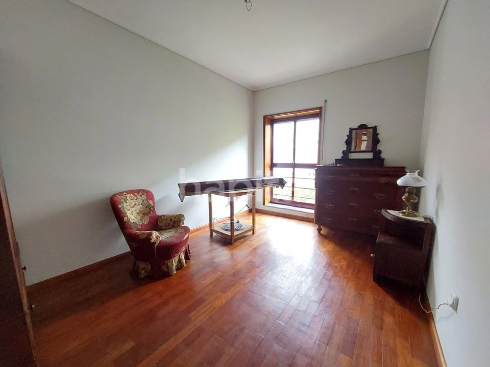 Apartamento T4 para Venda em Glória e Vera Cruz Foto 11