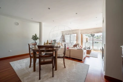 Apartamento T3 para Venda em Cidade da Maia