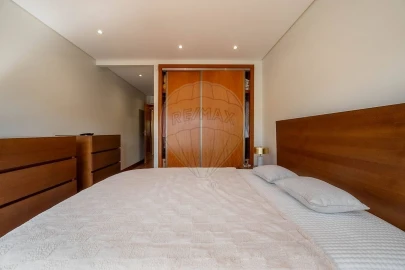 Apartamento T3 para Venda em Cidade da Maia