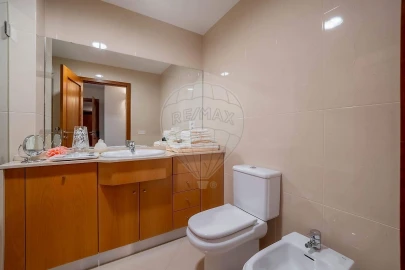 Apartamento T3 para Venda em Cidade da Maia