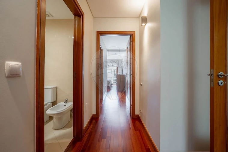 Apartamento T3 para Venda em Cidade da Maia Foto 12