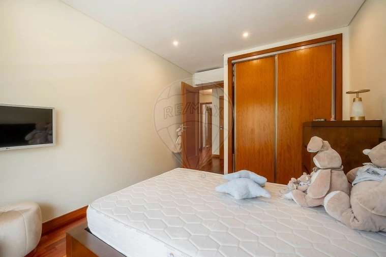 Apartamento T3 para Venda em Cidade da Maia Foto 20