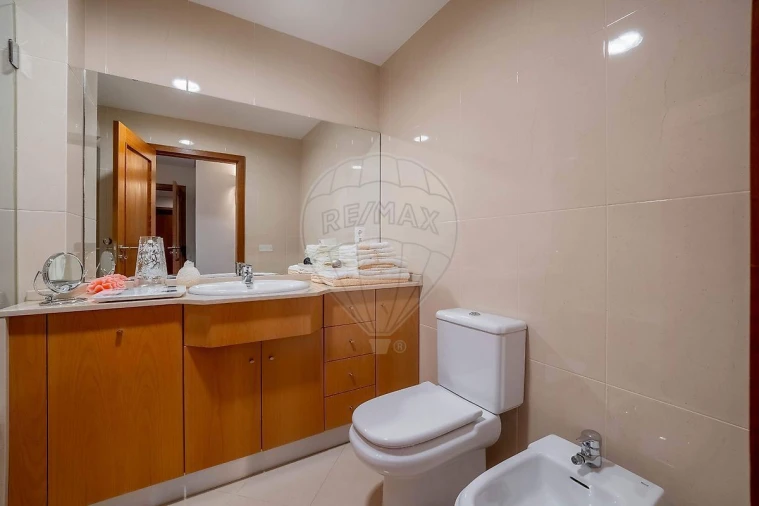 Apartamento T3 para Venda em Cidade da Maia Foto 21