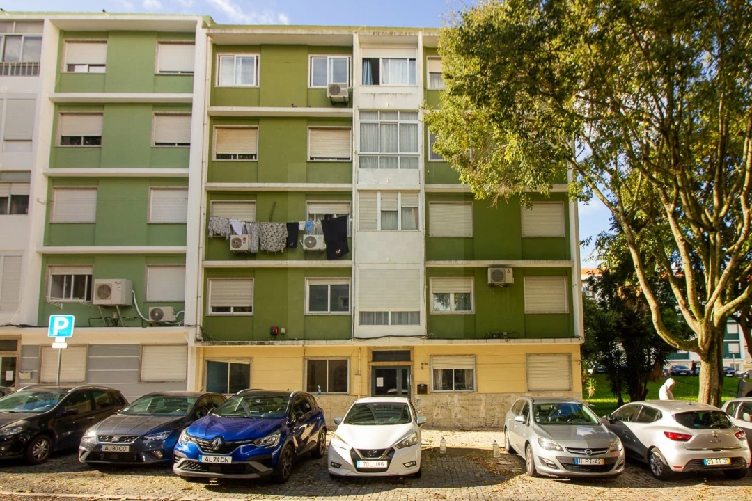 Apartamento T2 para Venda em Benfica Foto 27