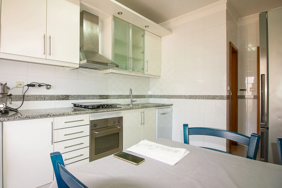 Apartamento T2 para Venda em Costa da Caparica Foto 23
