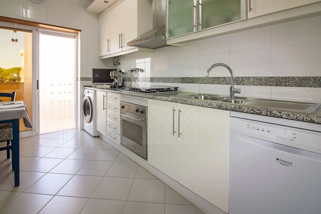 Apartamento T2 para Venda em Costa da Caparica Foto 1