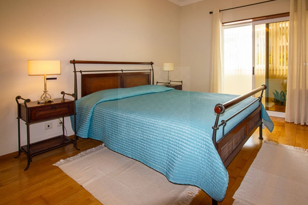 Apartamento T2 para Venda em Costa da Caparica Foto 9
