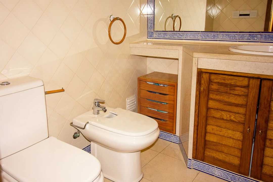 Apartamento T2 para Venda em Costa da Caparica Foto 16