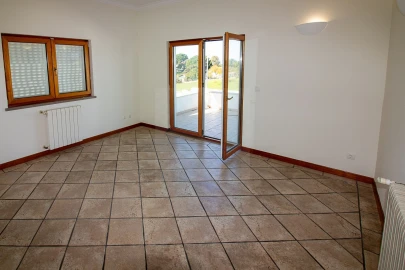 Moradia T5 para Venda em Sesimbra (Castelo)