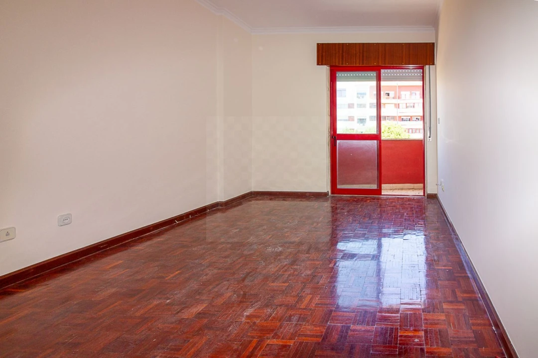 Apartamento T2 para Venda em Algueirão-Mem Martins Foto 15