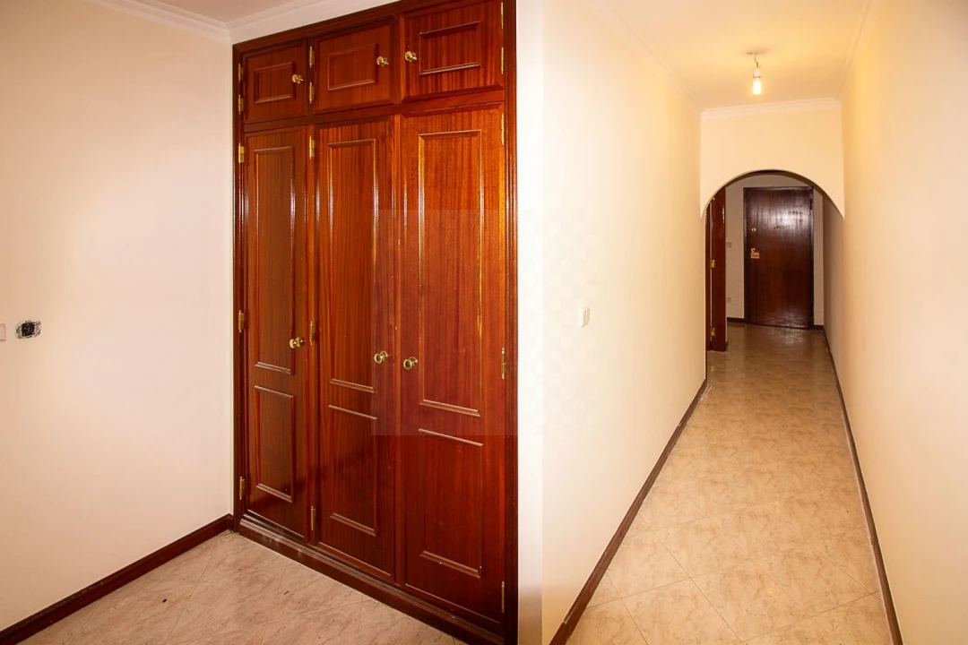 Apartamento T2 para Venda em Algueirão-Mem Martins Foto 23