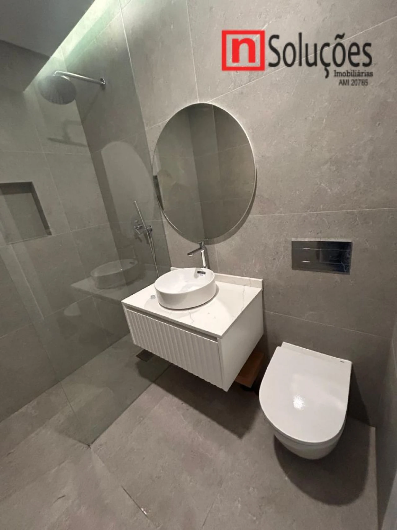 Moradia T6 para Venda em Santo Estêvão Foto 43
