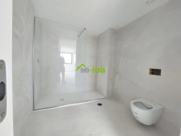 Apartamento T2 para Venda em São João da Madeira