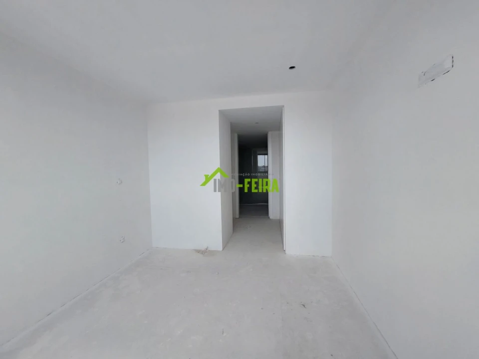 Apartamento T2 para Venda em São João da Madeira Foto 9