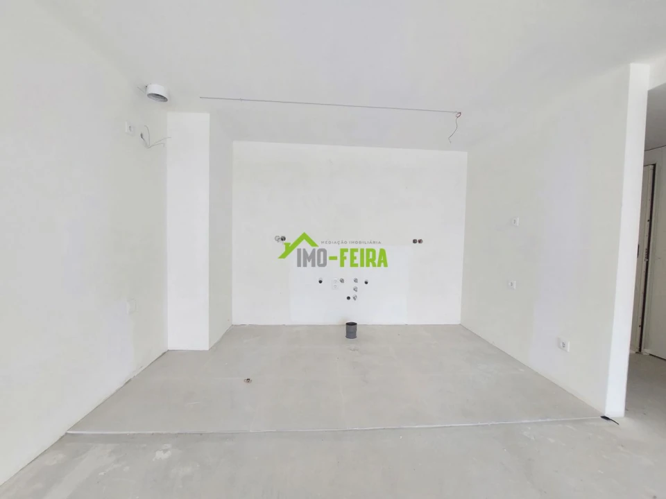 Apartamento T2 para Venda em São João da Madeira Foto 16
